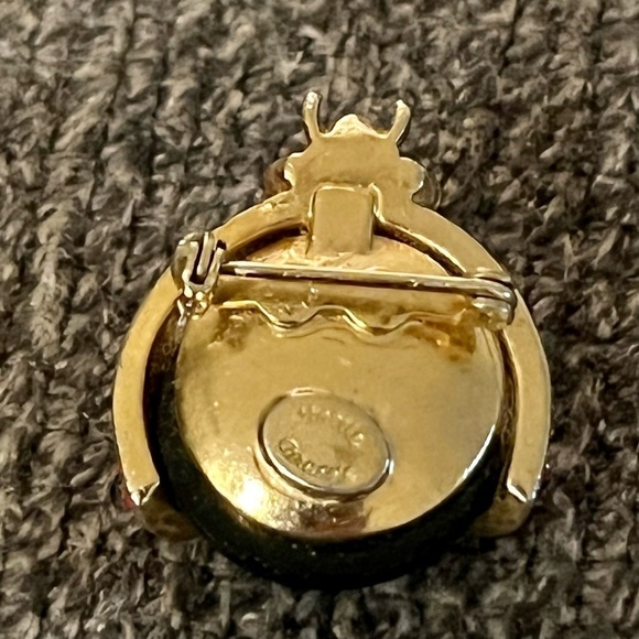 HATTIE CARNEGIE vintage ladybug pin - Picture 2 of 7
